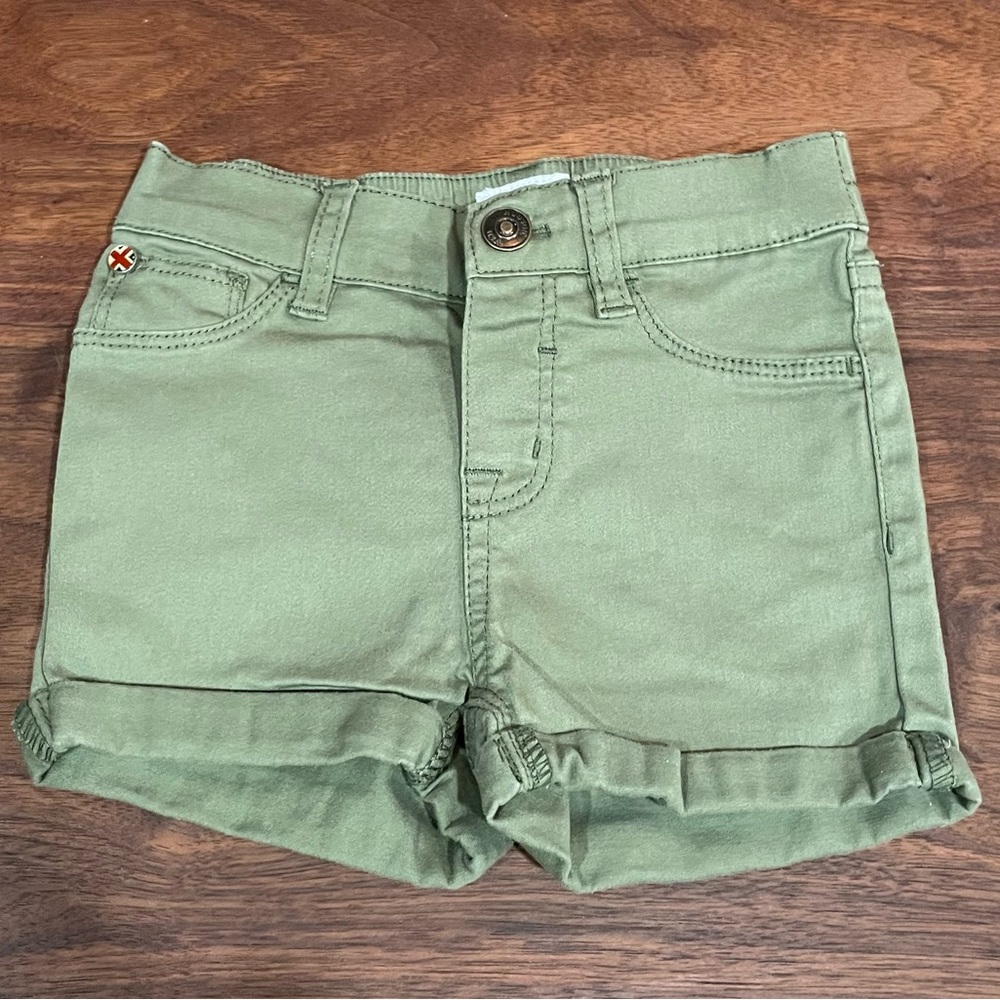 Hudson 18 month shorts